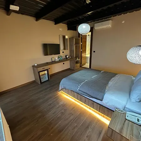 Marina Fener & Hotel