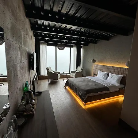 Marina Fener &