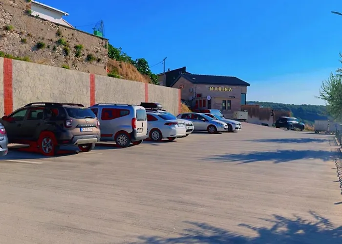 Marina Fener & Szálloda *