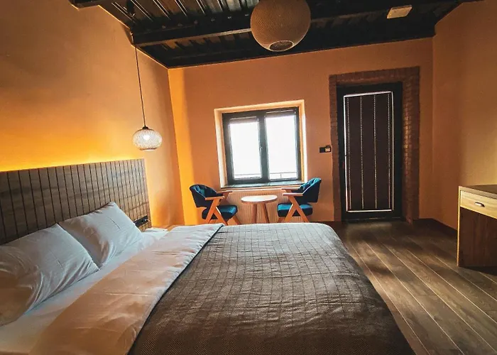 Marina Fener & Szálloda *