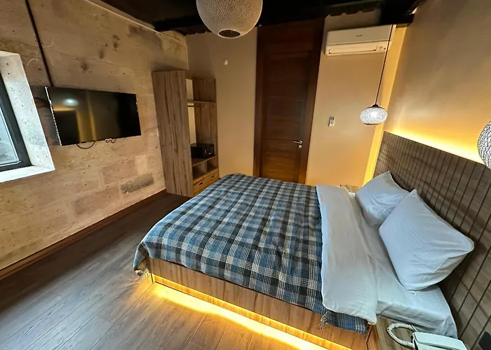 Marina Fener & Szálloda *